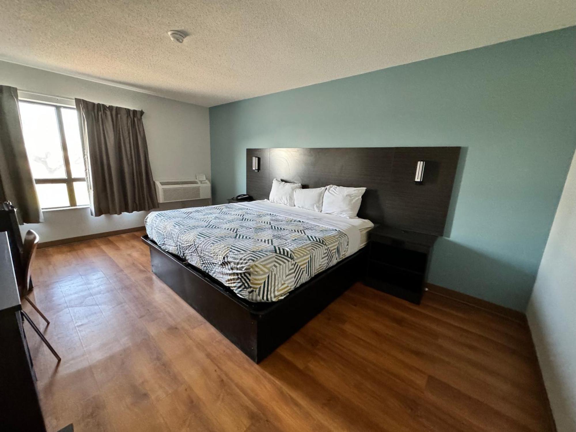 6 East Syracuse, Ny - Airport Hotel 2*